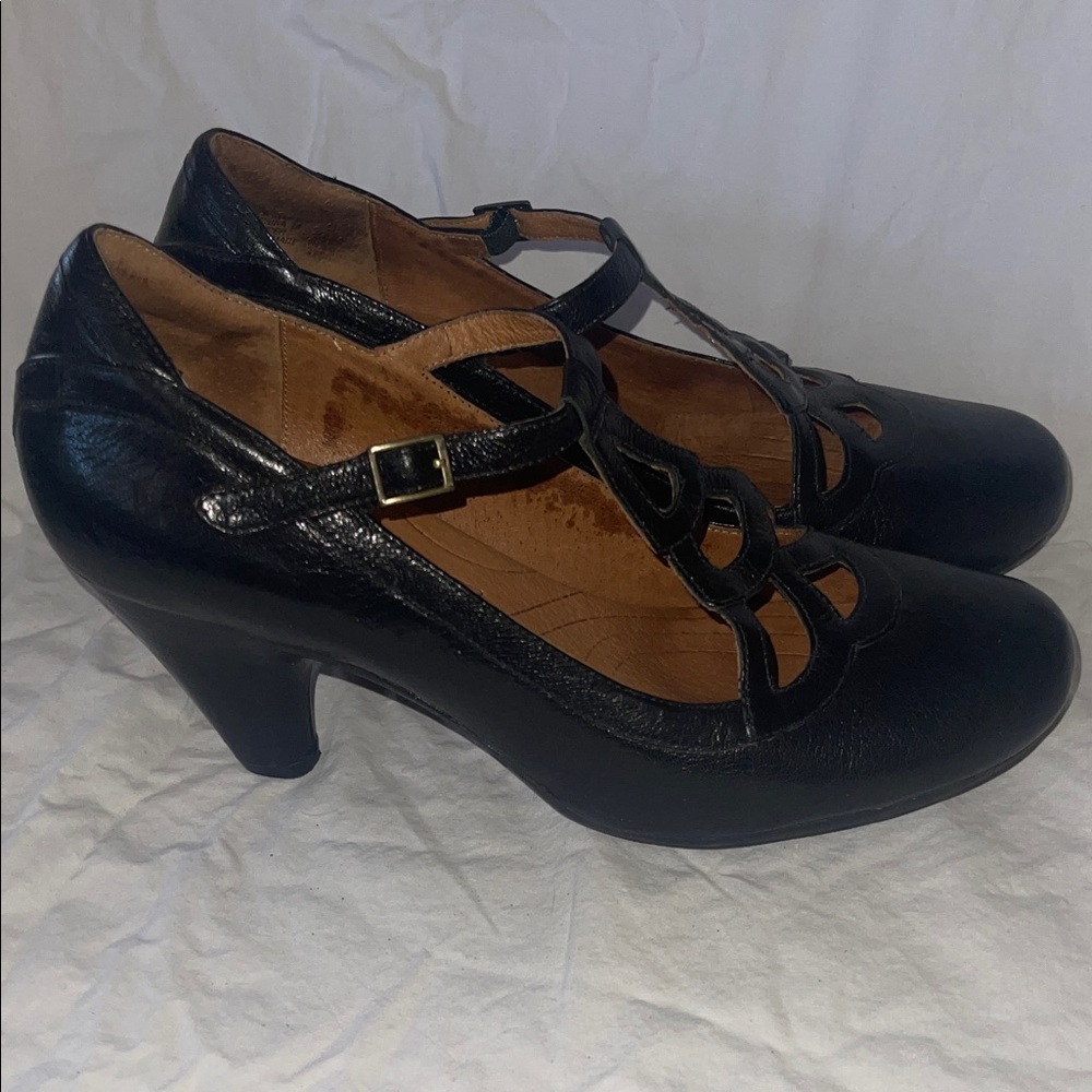 Indigo by Clark’s Elegant Black Leather Women's Heels Size 9.5